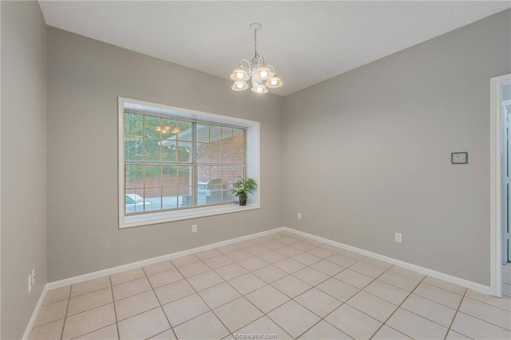 4213 Bedford Court, Bryan, TX 77802