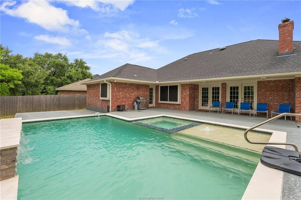 4213 Bedford Court, Bryan, TX 77802