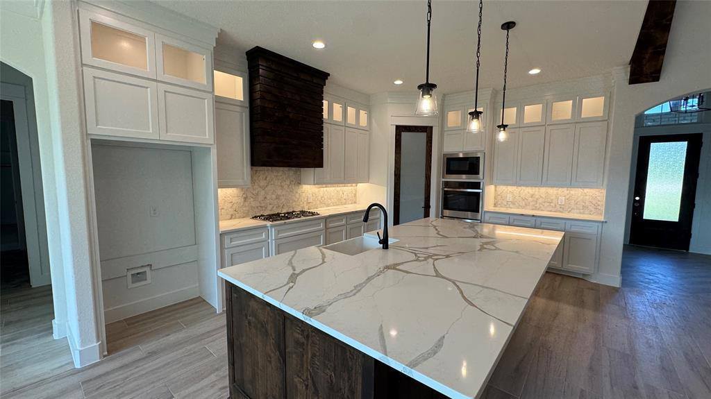 201 Tankhouse Terrace, Weatherford, TX 76085