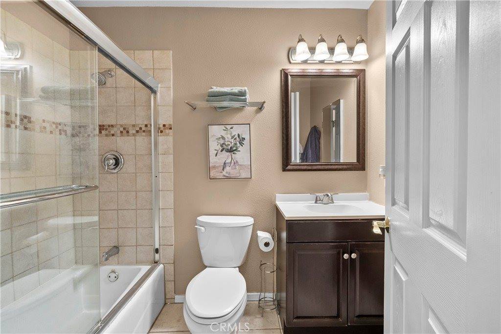 21643 Masterson Court, Saugus, CA 91350