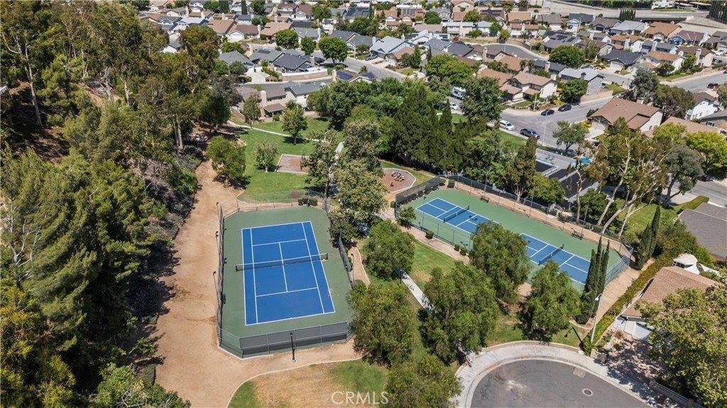 21643 Masterson Court, Saugus, CA 91350