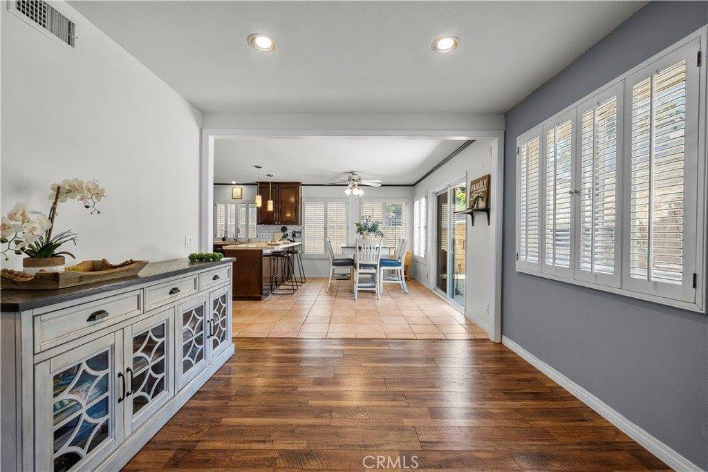 21643 Masterson Court, Saugus, CA 91350