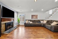 21643 Masterson Court, Saugus, CA 91350