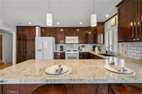 21643 Masterson Court, Saugus, CA 91350