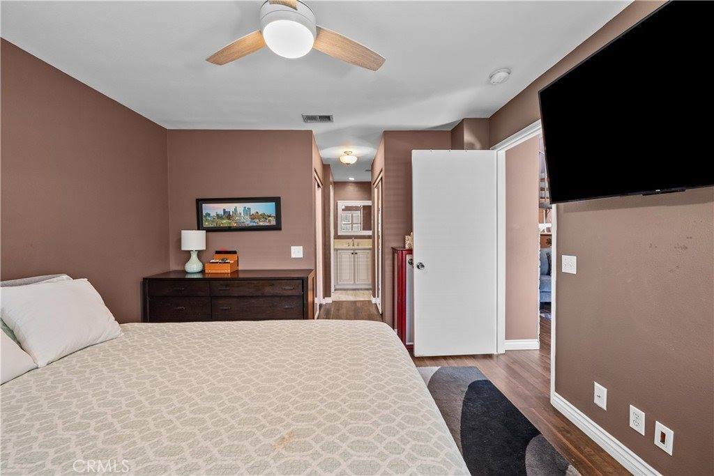 23957 Arroyo Park Drive, Valencia, CA 91355