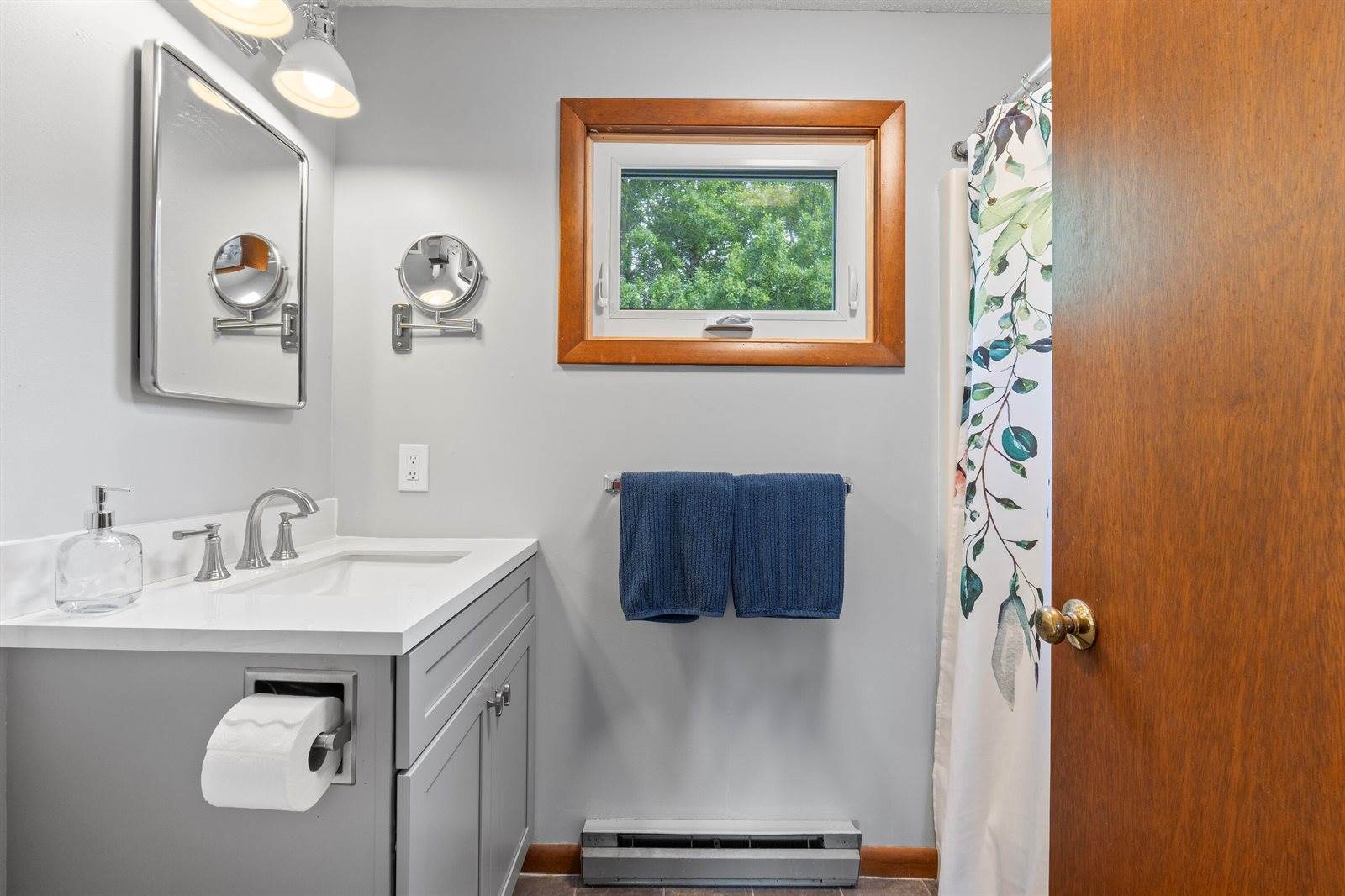 11 Fairway Drive, Brunswick, ME 04011