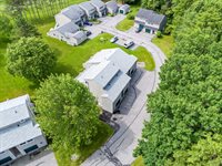 11 Fairway Drive, Brunswick, ME 04011