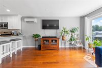 11 Fairway Drive, Brunswick, ME 04011