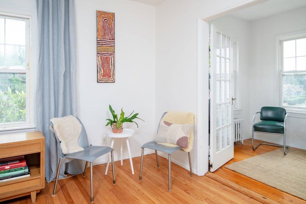 48 Burncoat Ter, Worcester, MA 01605