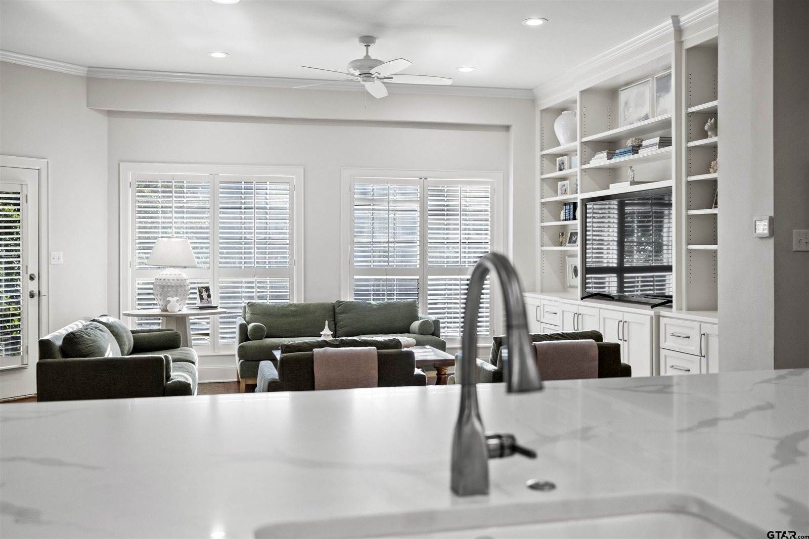 6805 La Costa Dr, Tyler, TX 75703