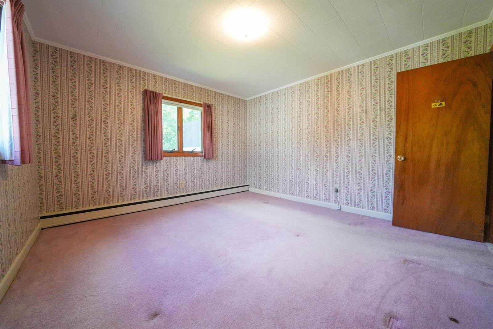 256 Parkway South, Brewer, ME 04412