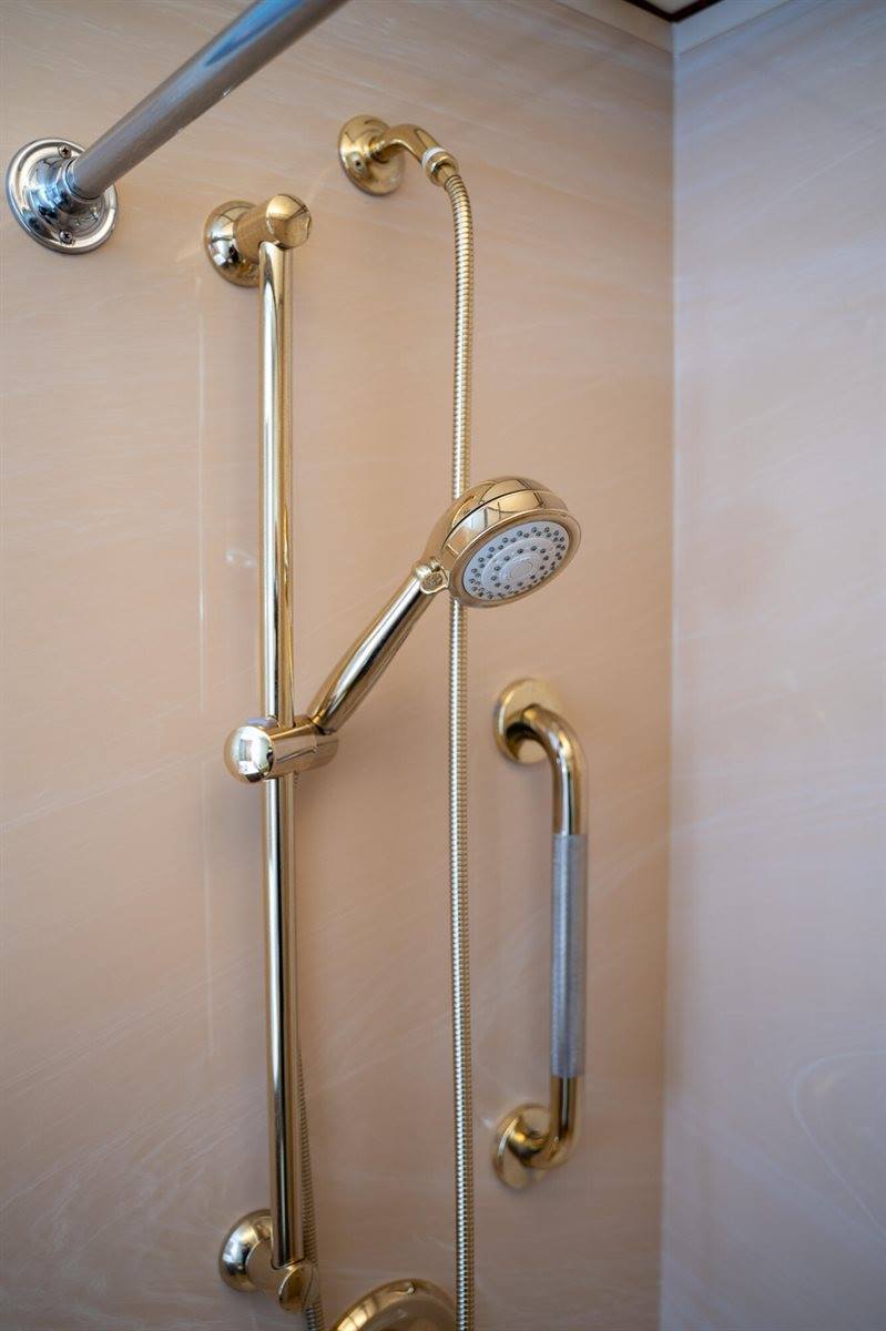 256 Parkway South, Brewer, ME 04412