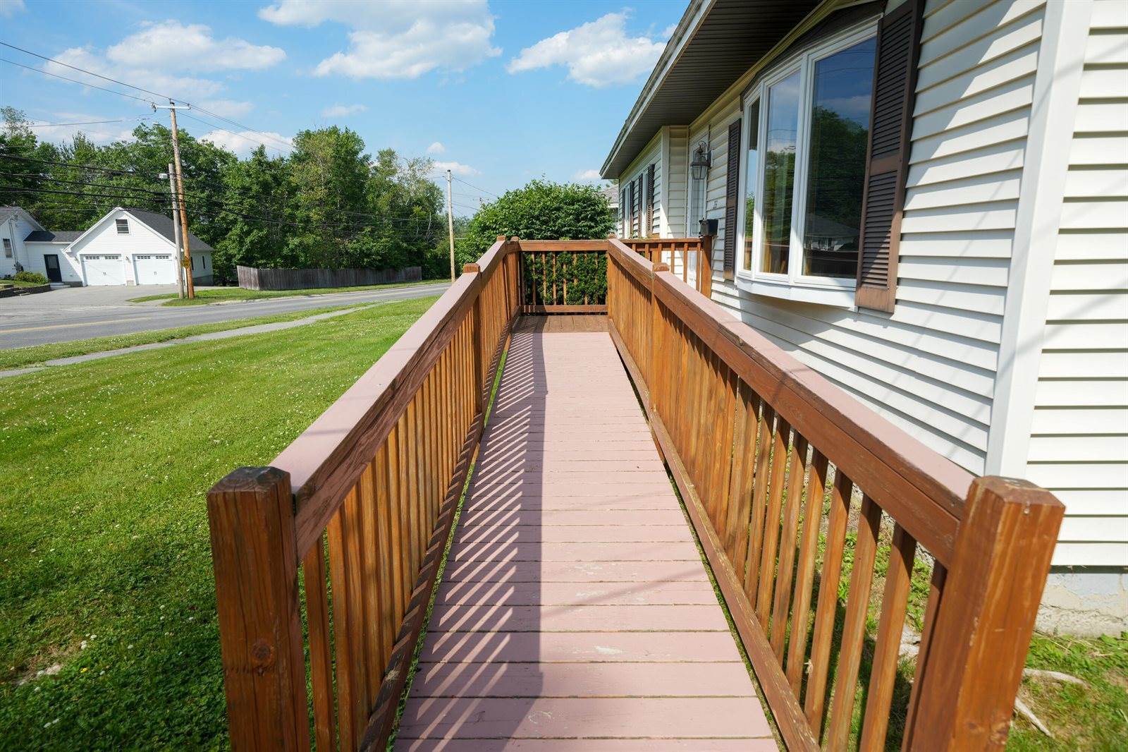 256 Parkway South, Brewer, ME 04412