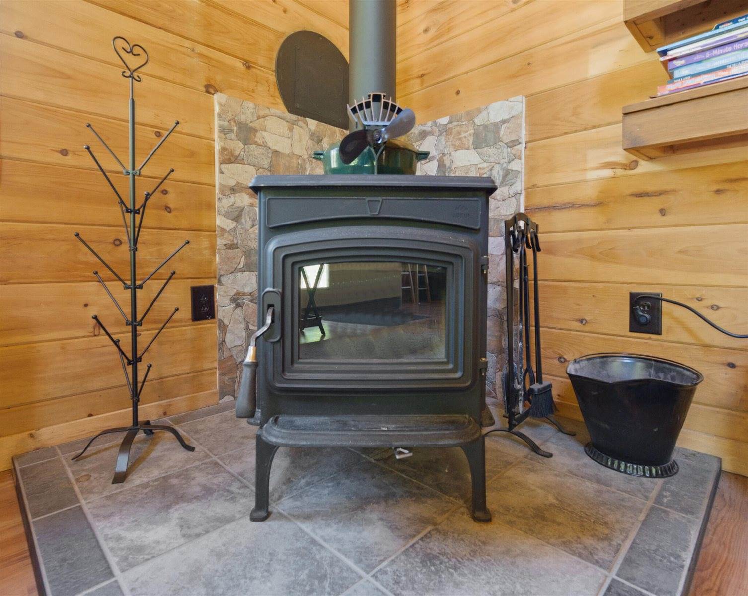 440 Pond Road, Strong, ME 04983