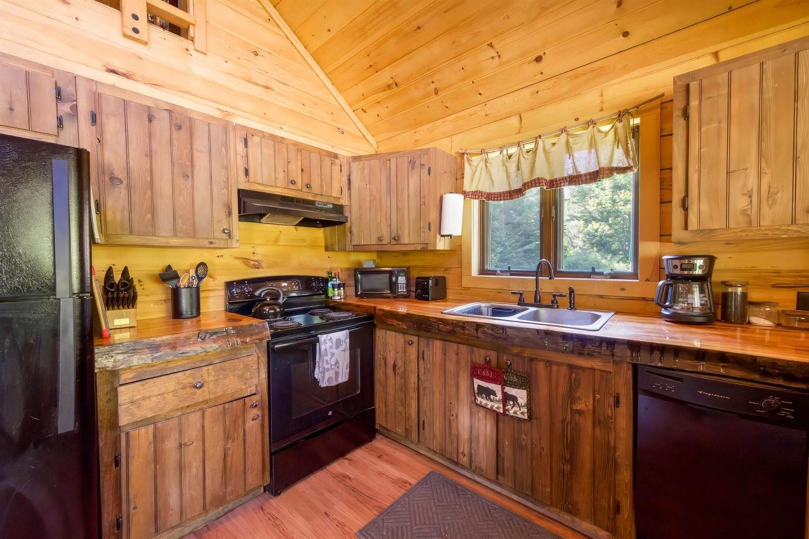 440 Pond Road, Strong, ME 04983