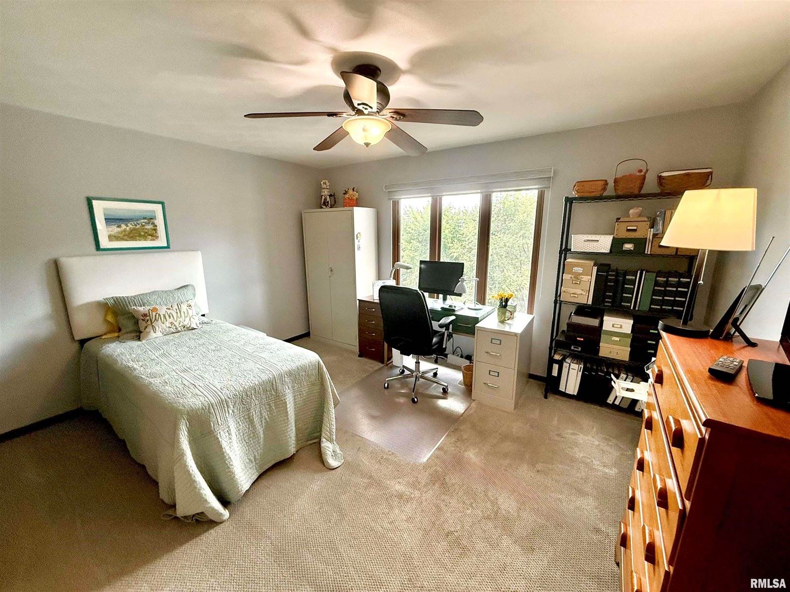 3715 35TH Street, Moline, IL 61265