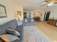 3715 35TH Street, Moline, IL 61265