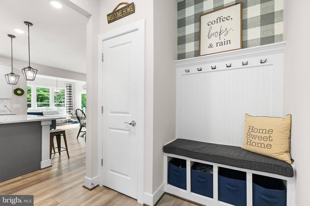 17703 White Campion Way, Dumfries, VA 22026