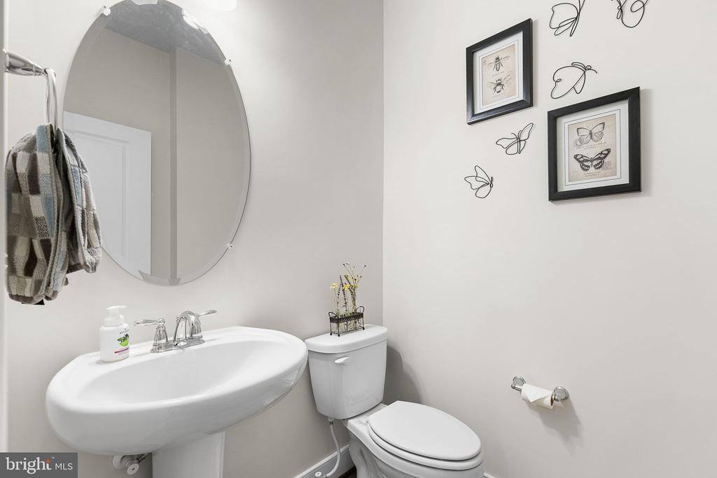 17703 White Campion Way, Dumfries, VA 22026