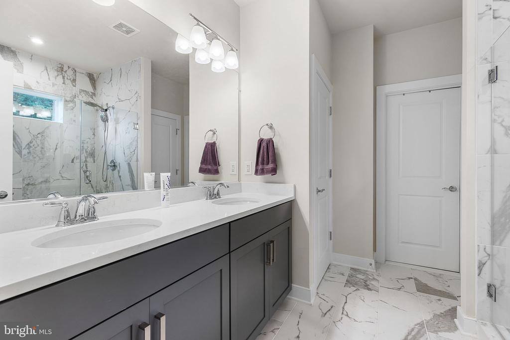 17703 White Campion Way, Dumfries, VA 22026