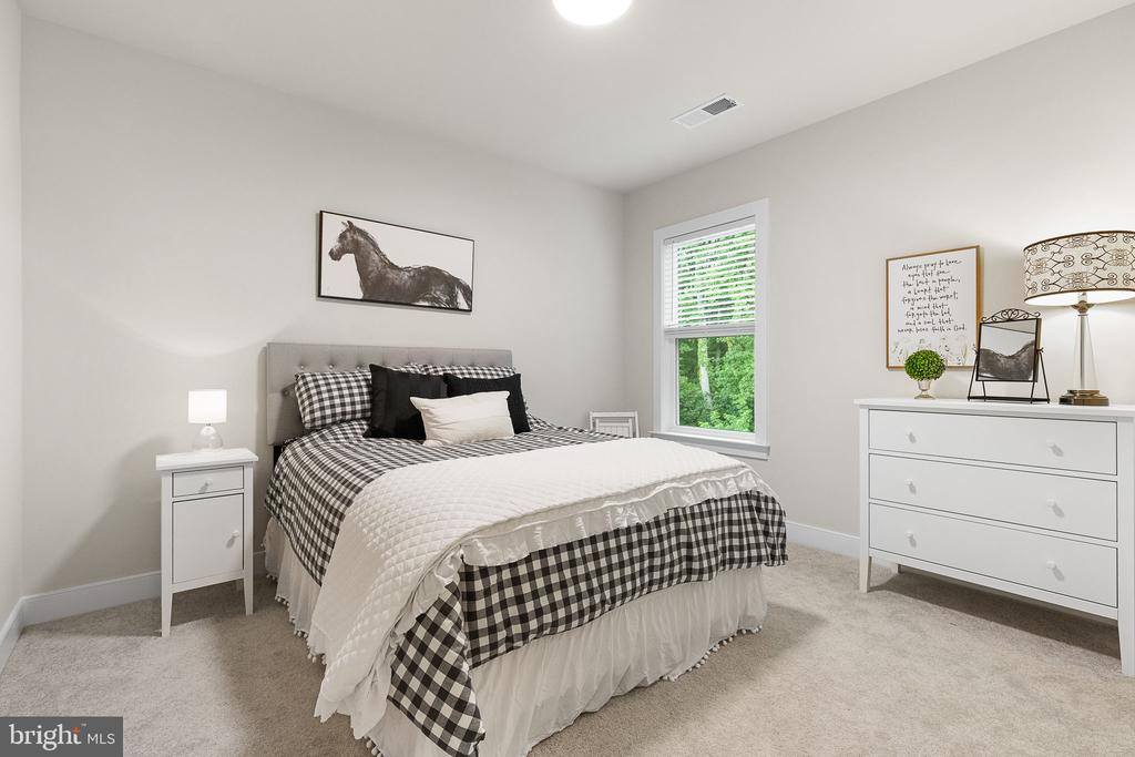 17703 White Campion Way, Dumfries, VA 22026