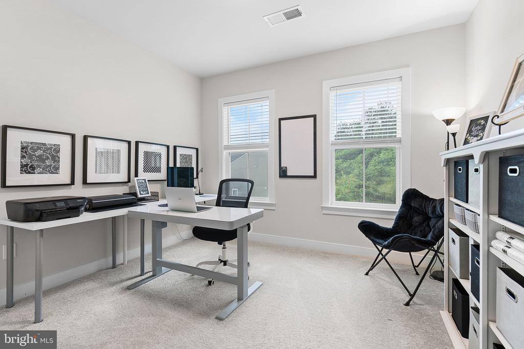 17703 White Campion Way, Dumfries, VA 22026