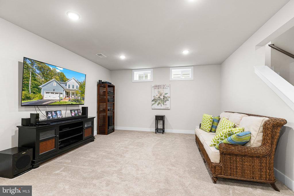 17703 White Campion Way, Dumfries, VA 22026