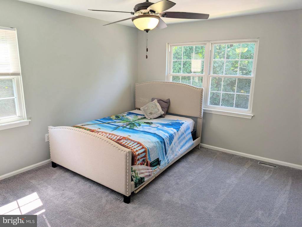 15369 Hearthstone Terrace, Woodbridge, VA 22191