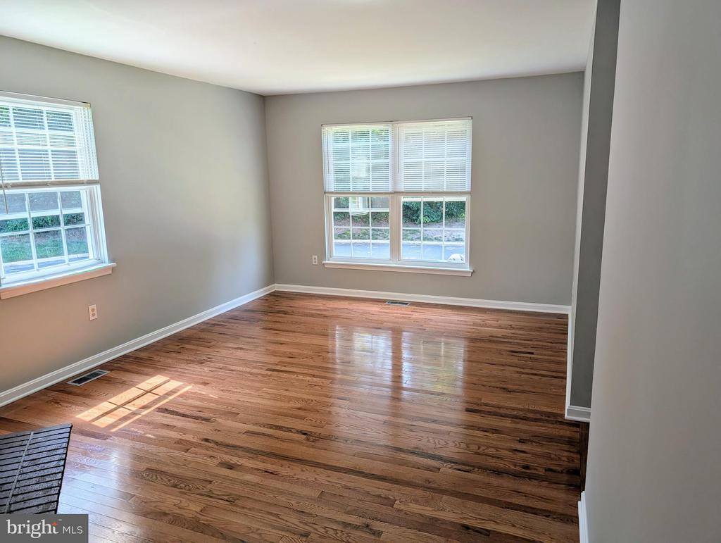 15369 Hearthstone Terrace, Woodbridge, VA 22191