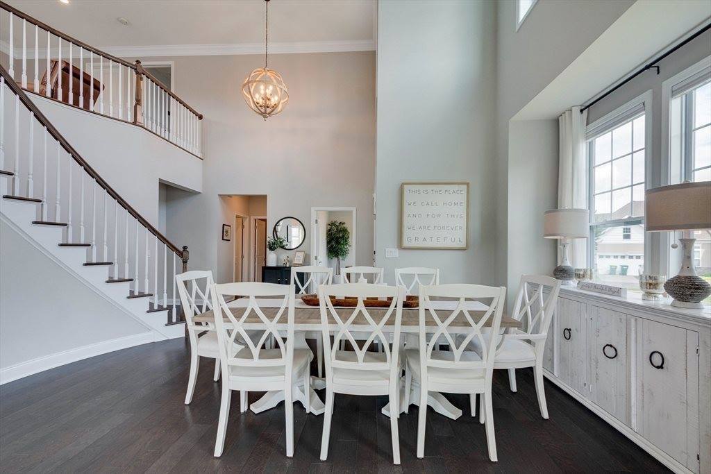 10 Lansing Way, Millis, MA 02054