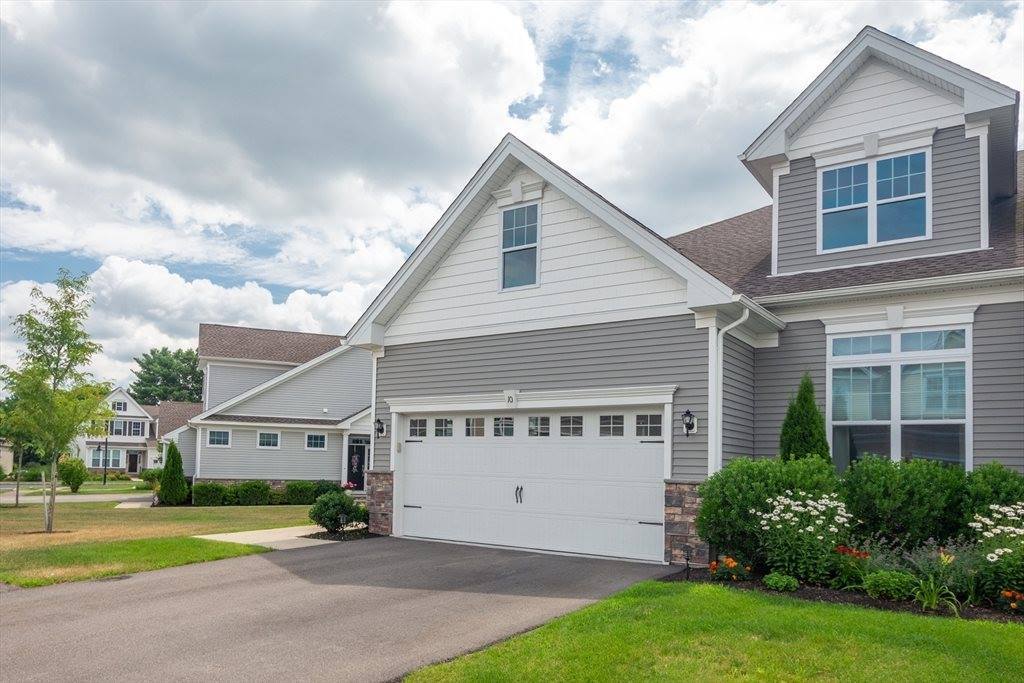10 Lansing Way, Millis, MA 02054