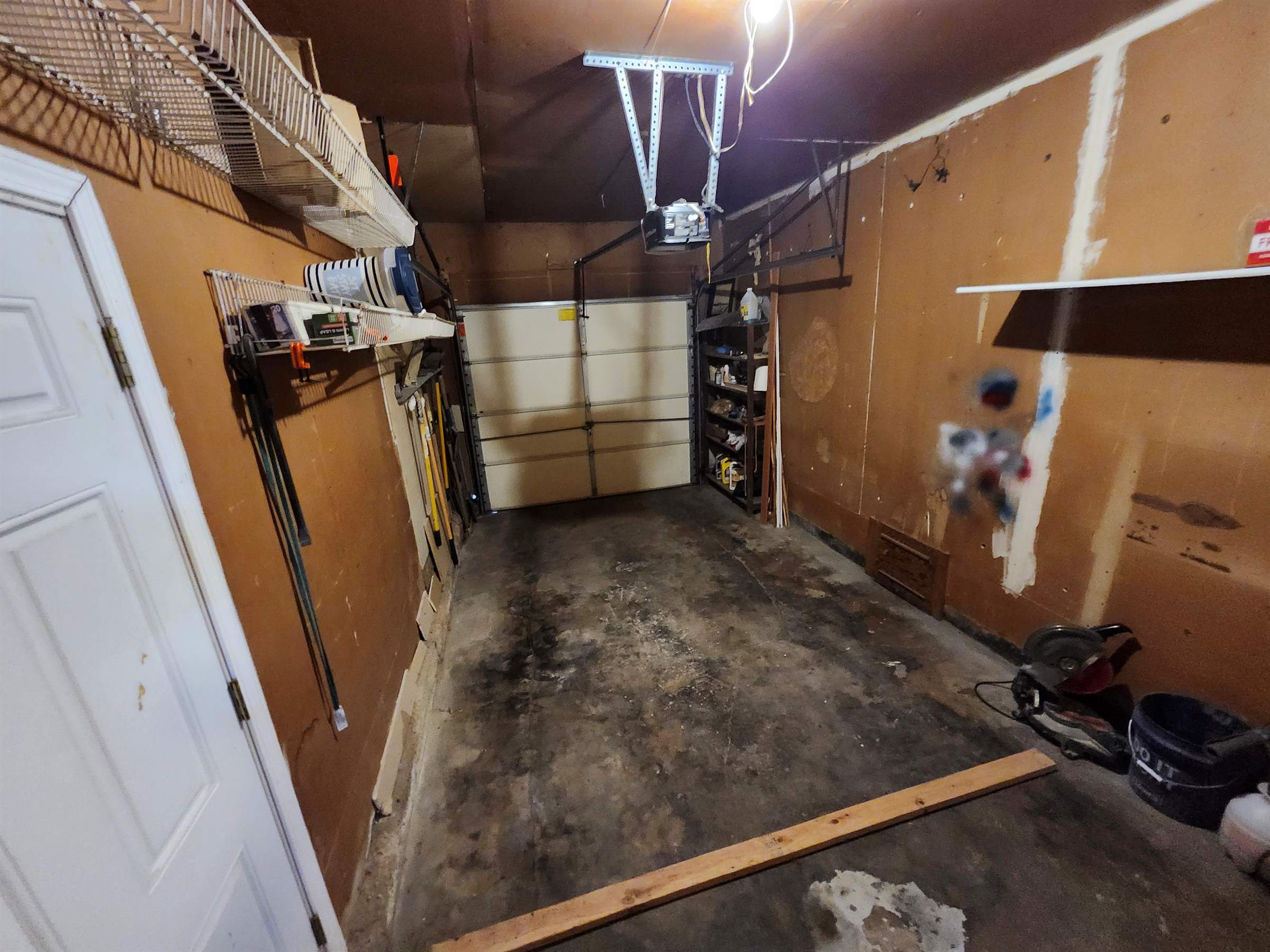 145 Stewart Ave, Haysville, KS 67060