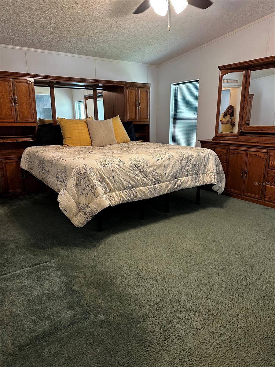 1100 Belcher Road South, #406, Largo, FL 33771