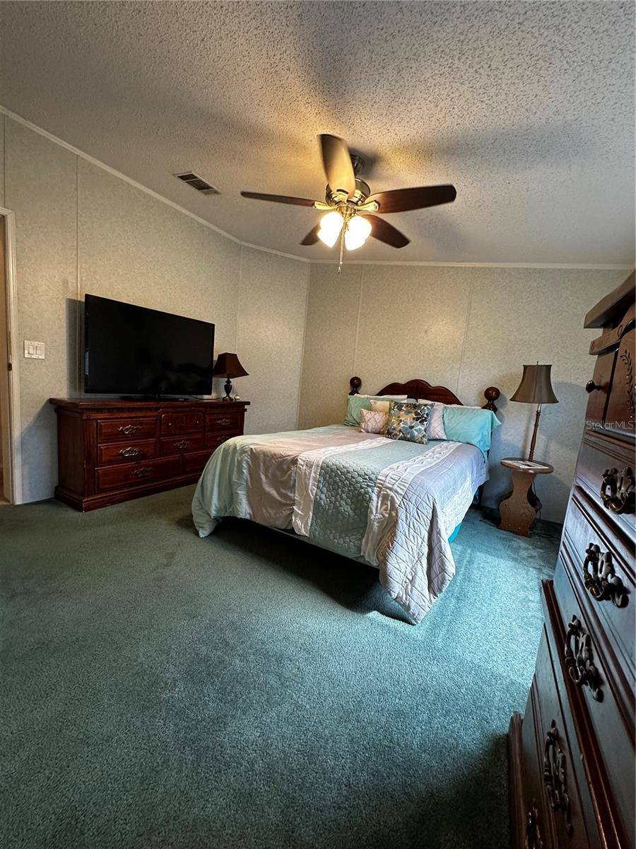 1100 Belcher Road South, #406, Largo, FL 33771