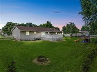 5742 Clark Street, Auburndale, WI 54412