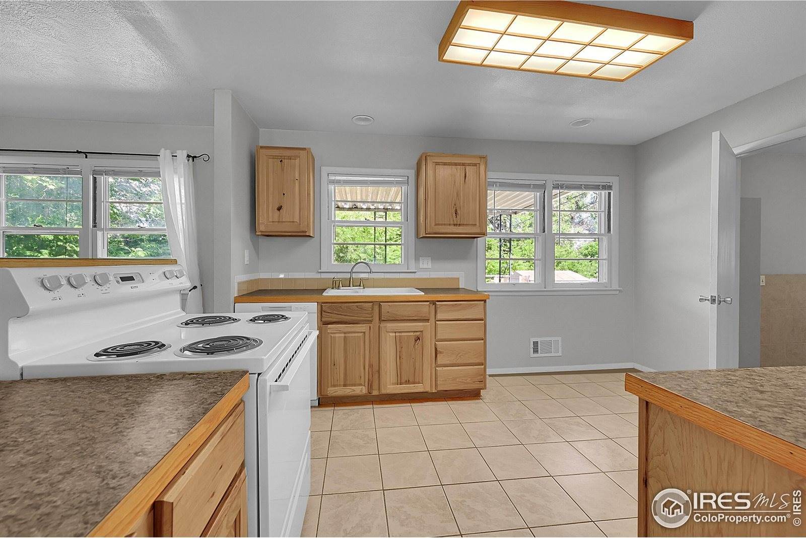 2416 15th Ave, Greeley, CO 80631