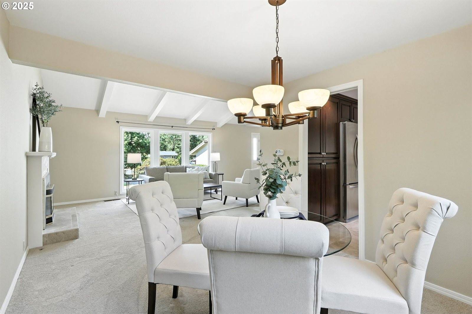 15025 NW Oak Hills Dr, Beaverton, OR 97006