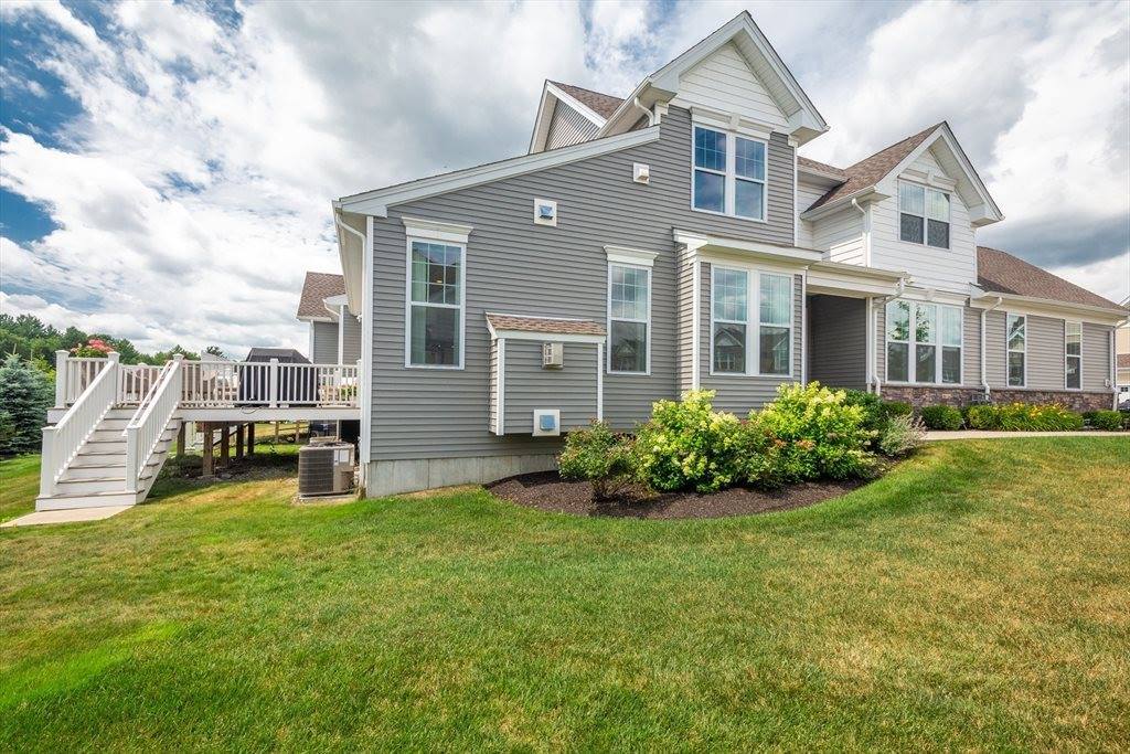 10 Lansing Way, Millis, MA 02054