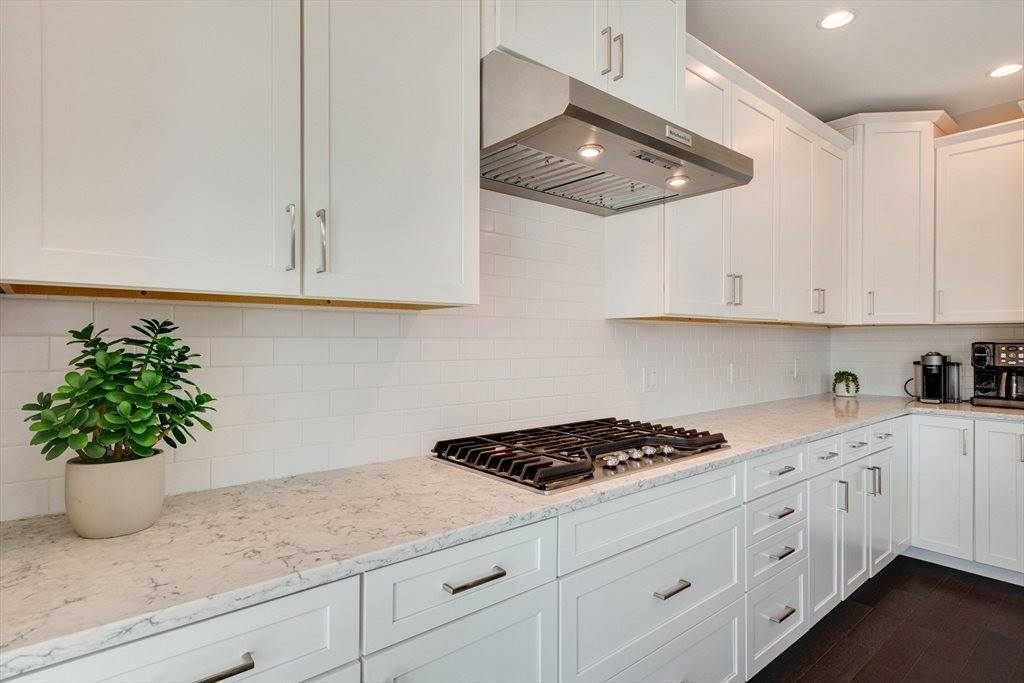 10 Lansing Way, Millis, MA 02054