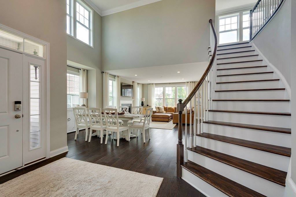 10 Lansing Way, Millis, MA 02054