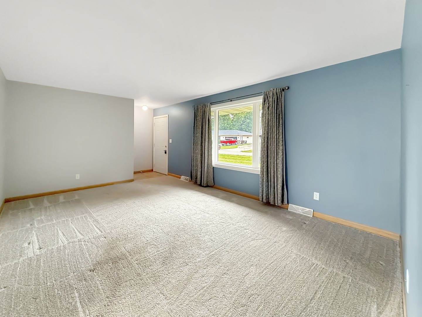 701 East Soper Street, Winnebago, IL 61088