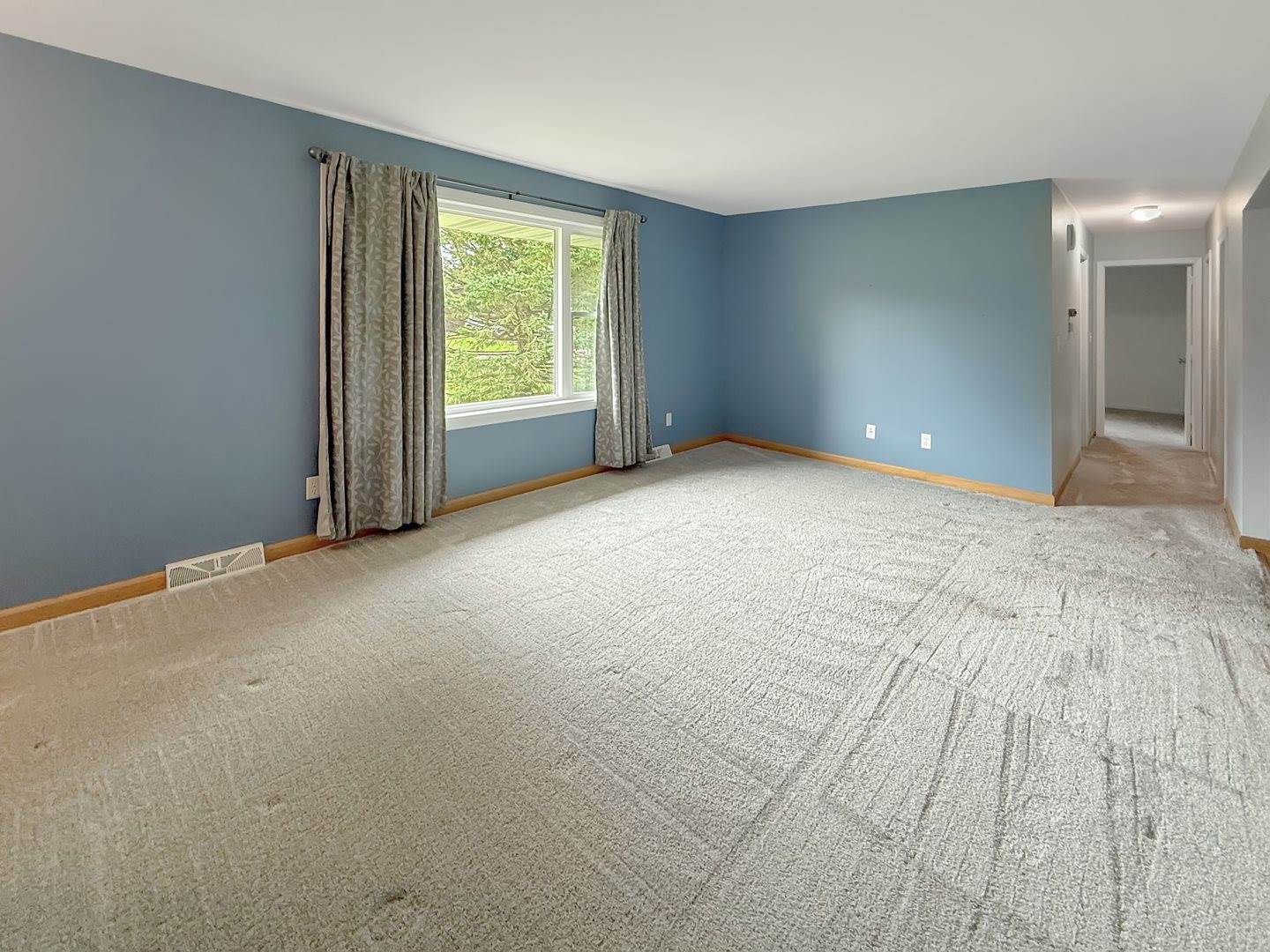 701 East Soper Street, Winnebago, IL 61088