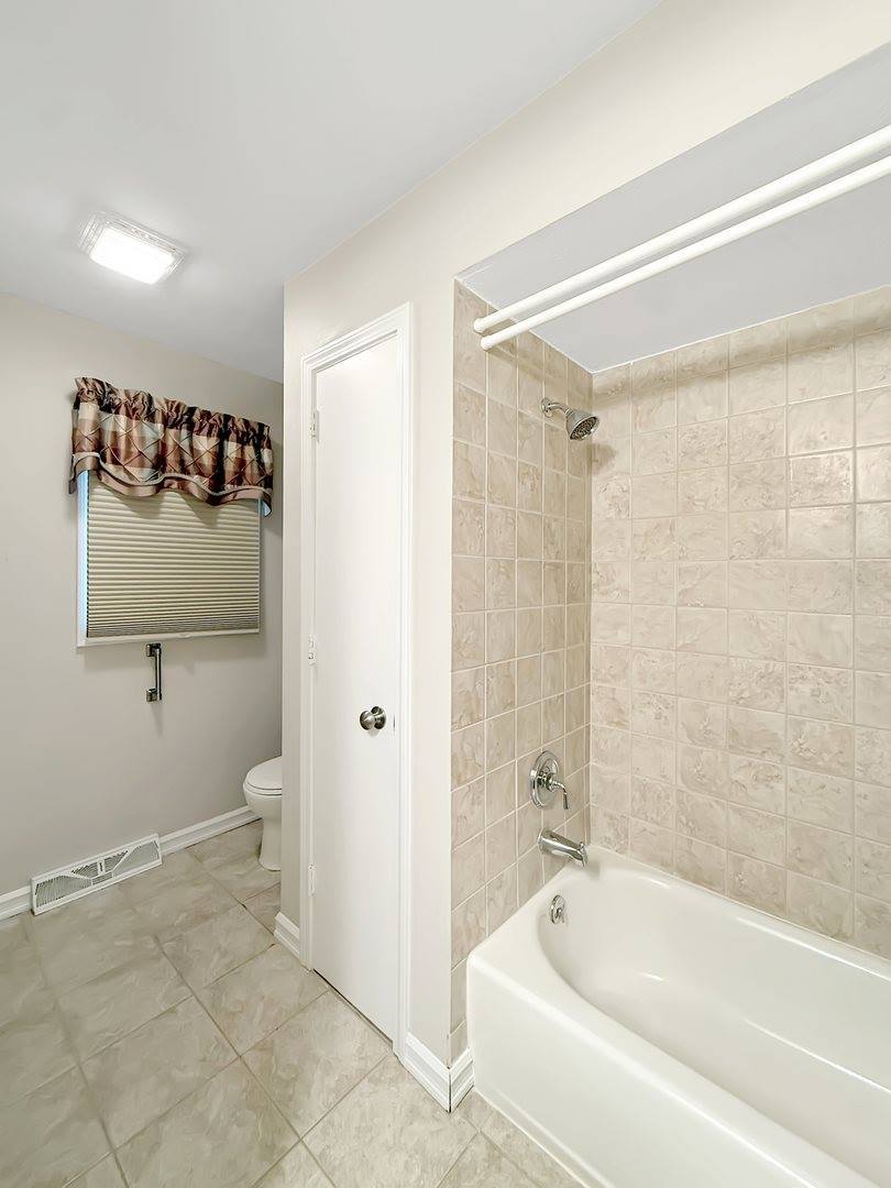 701 East Soper Street, Winnebago, IL 61088