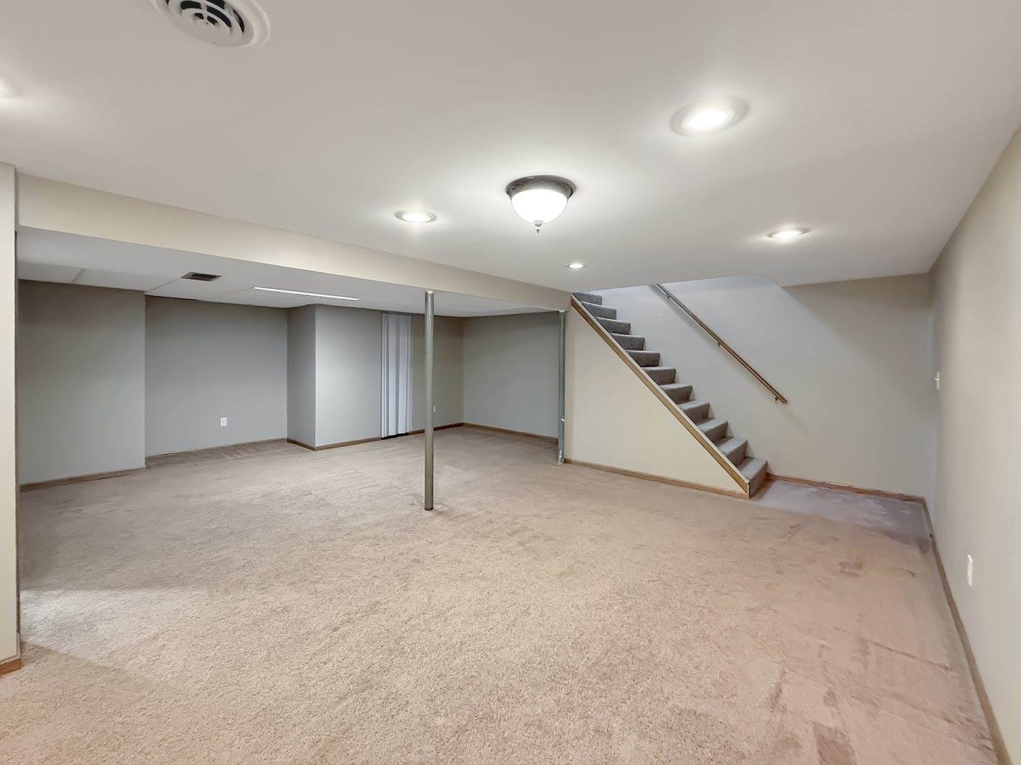 701 East Soper Street, Winnebago, IL 61088