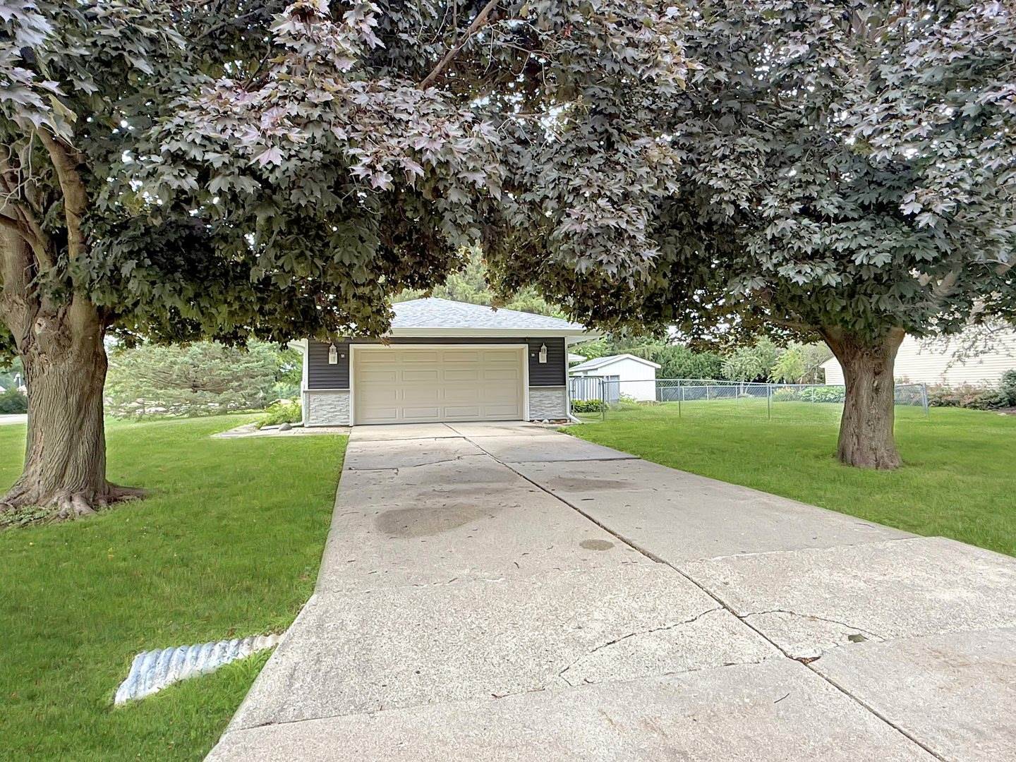 701 East Soper Street, Winnebago, IL 61088