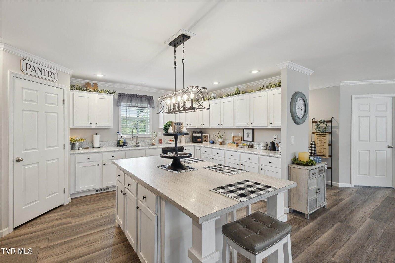 274 Warrensburg Road, Greeneville, TN 37743