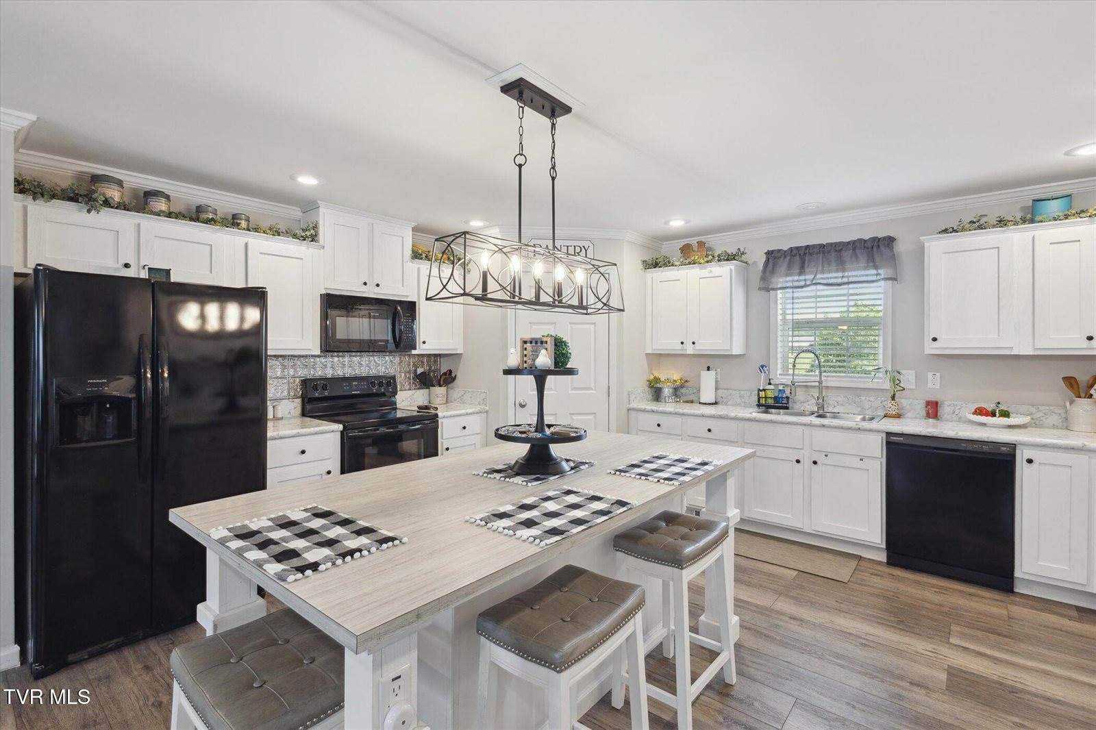 274 Warrensburg Road, Greeneville, TN 37743