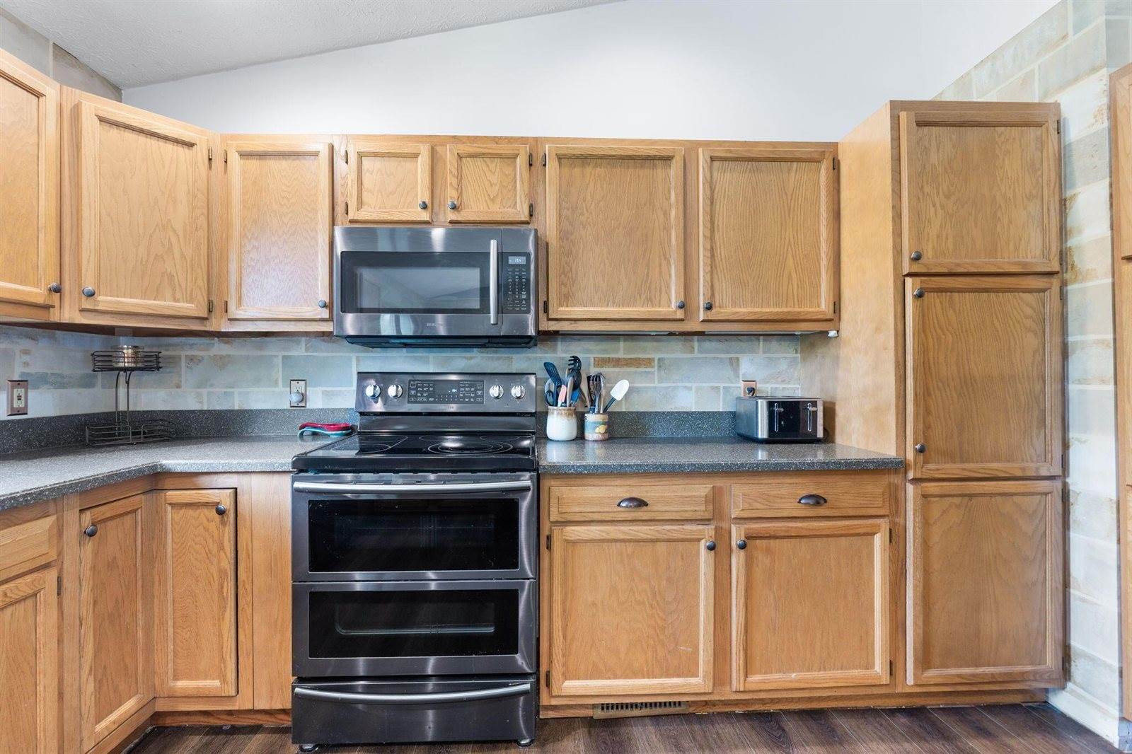 2390 Penry Road, Radnor, OH 43066