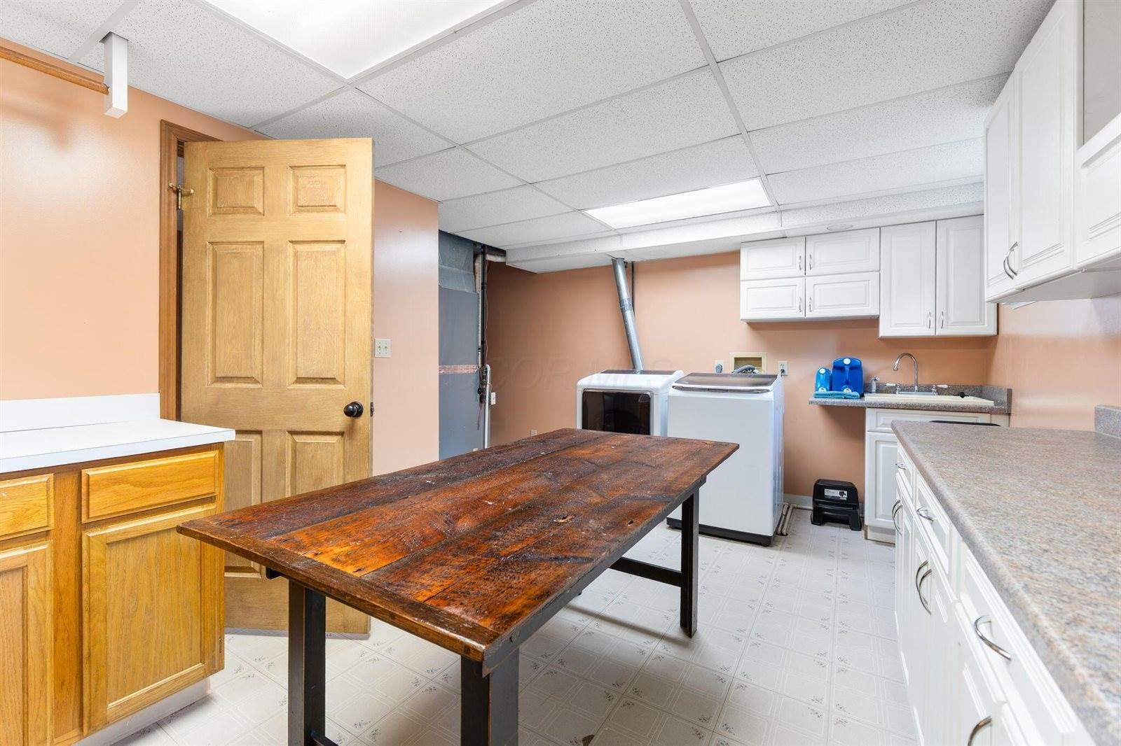 2390 Penry Road, Radnor, OH 43066