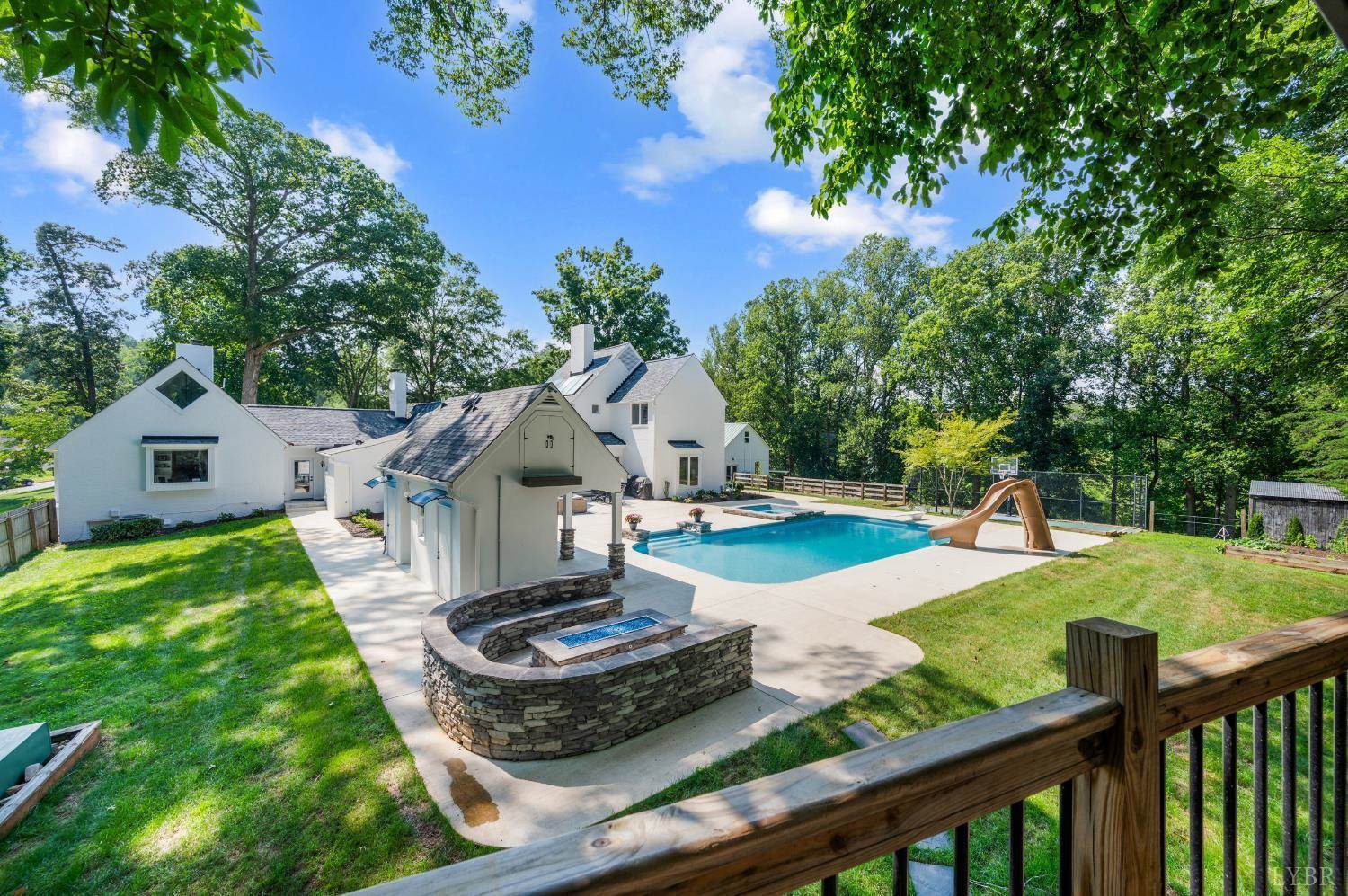 106 Two Creek Drive, Lynchburg, VA 24502